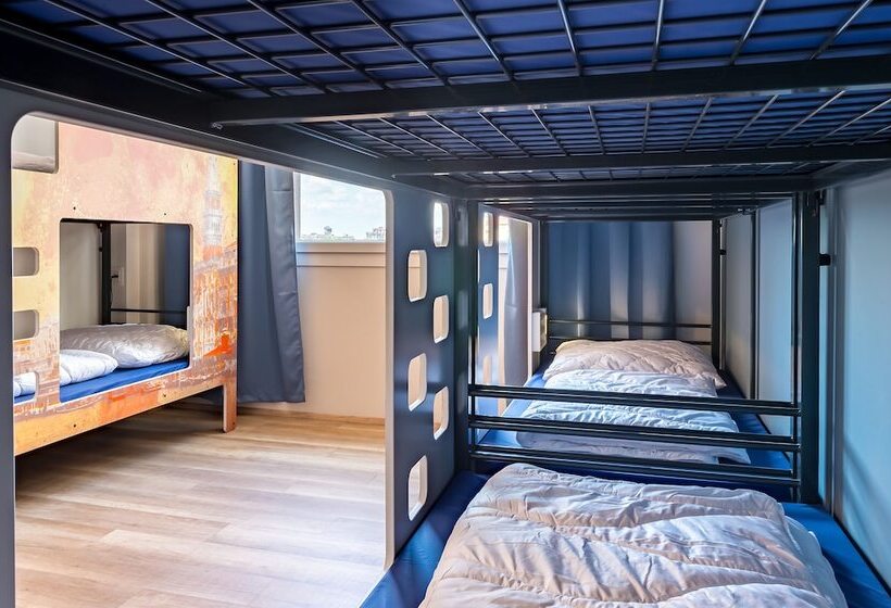 تختخواب در اتاق مشترک, a&o Hostel Venezia Mestre