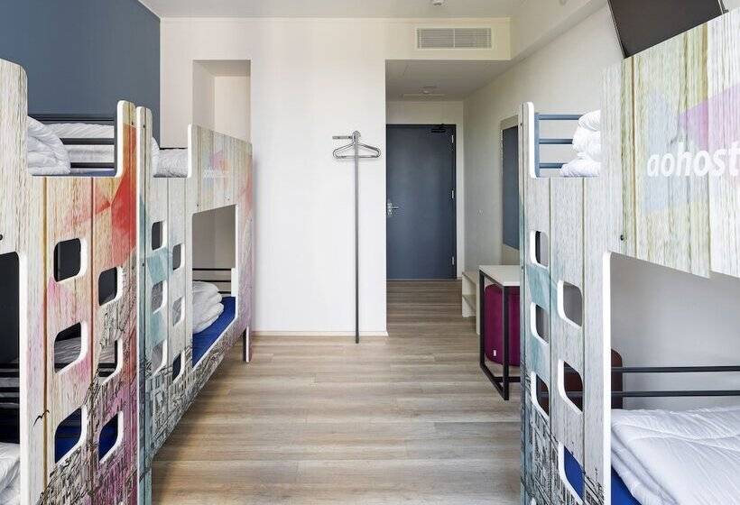 تختخواب در اتاق مشترک, a&o Hostel Venezia Mestre