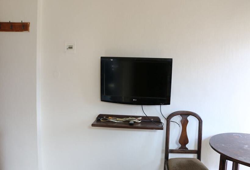 استودیوی استاندارد, Bil Residence