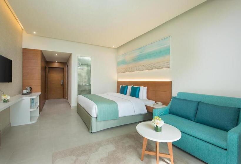 غرفة قياسية سرير كينج, Wyndham Garden Ajman Corniche