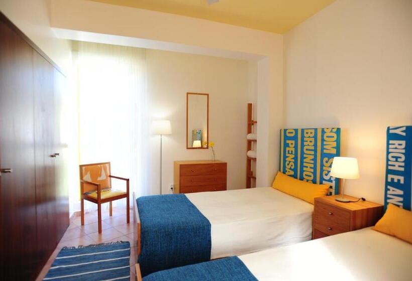 اتاق استاندارد با سرویس بهداشتی مشترک, Caparica Sun Centre