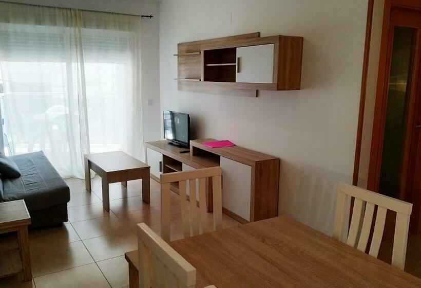 2 Bedroom Apartment, Apartamentos Neptuno 3000