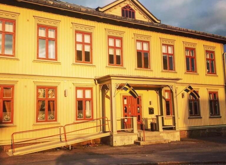 اتاق استاندارد سه نفره, Järnvägshotellet B&b Skara