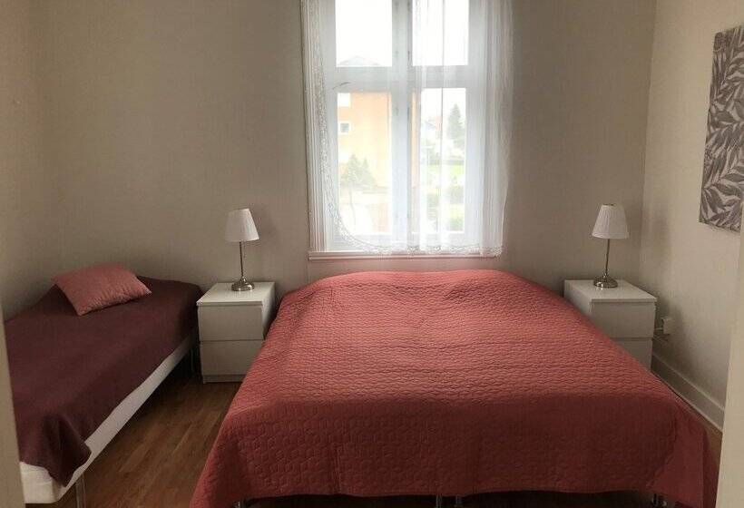 اتاق استاندارد سه نفره, Järnvägshotellet B&b Skara