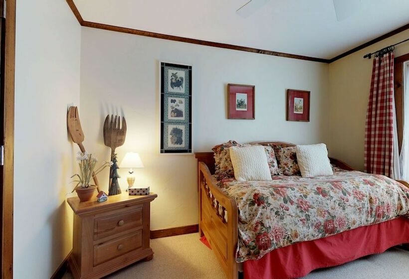 آپارتمان 3 خوابه, Christiania Condominiums  Coraltree Residence Collection