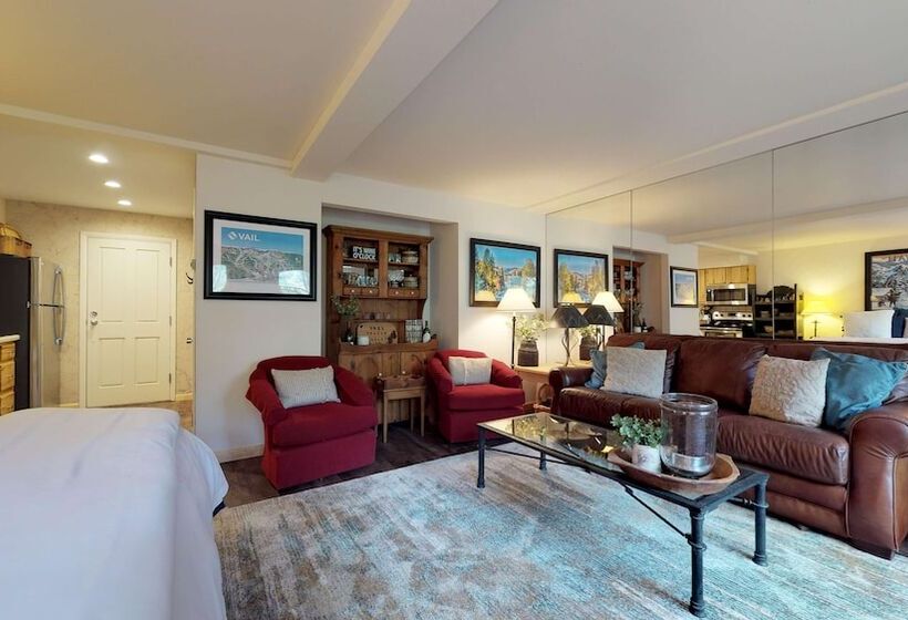 استودیوی استاندارد, Christiania Condominiums  Coraltree Residence Collection