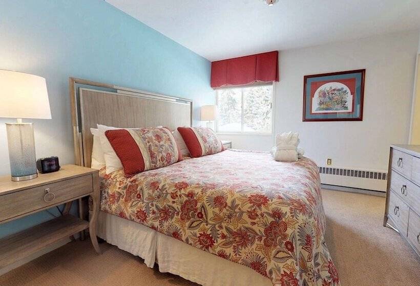 ویلای 2 خوابه, Christiania Condominiums  Coraltree Residence Collection