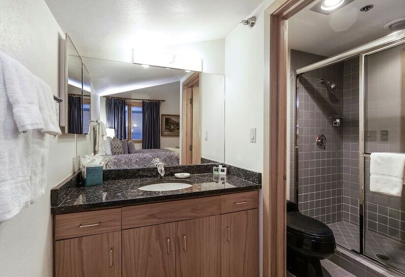 آپارتمان 4 خوابه, Christiania Condominiums  Coraltree Residence Collection