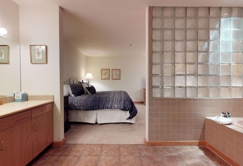 آپارتمان 2 خوابه, Christiania Condominiums  Coraltree Residence Collection