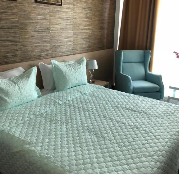 اتاق استاندارد با بالکن و چشم‌انداز دریا, Alcor Beach