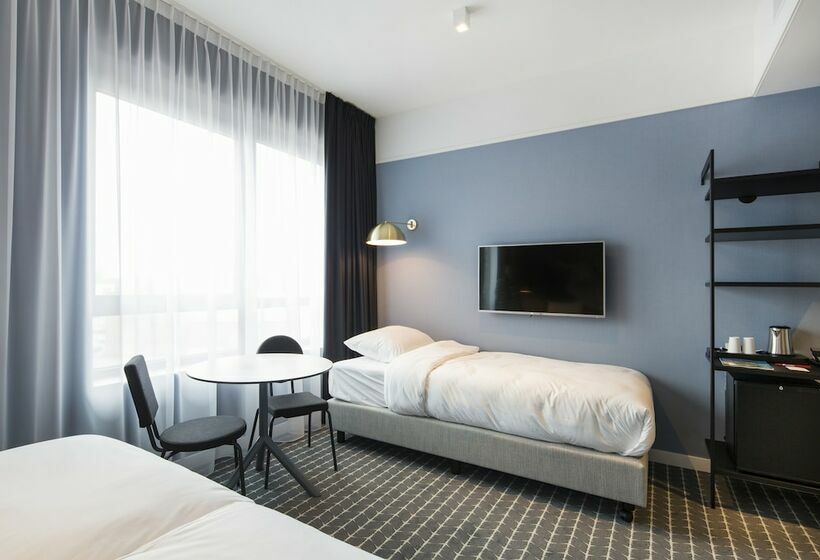 스탠다드 트리플 룸, Corendon Village Amsterdam