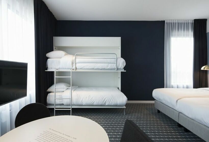 4인용 스탠다드 룸, Corendon Village Amsterdam