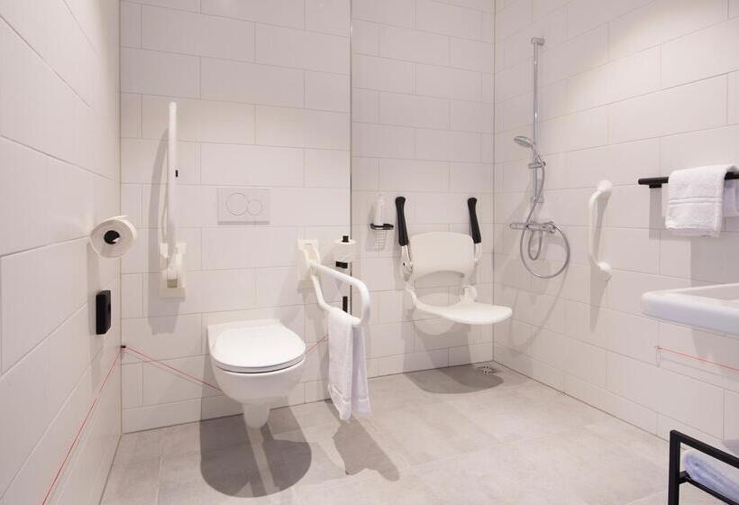 장애인을 위한 스탠다드 룸, Corendon Village Amsterdam