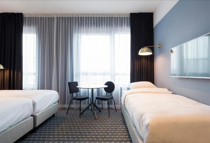 스탠다드 트리플 룸, Corendon Village Amsterdam