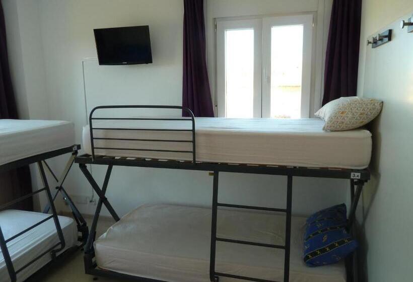 تختخواب در اتاق مشترک, Hostal Moratinos