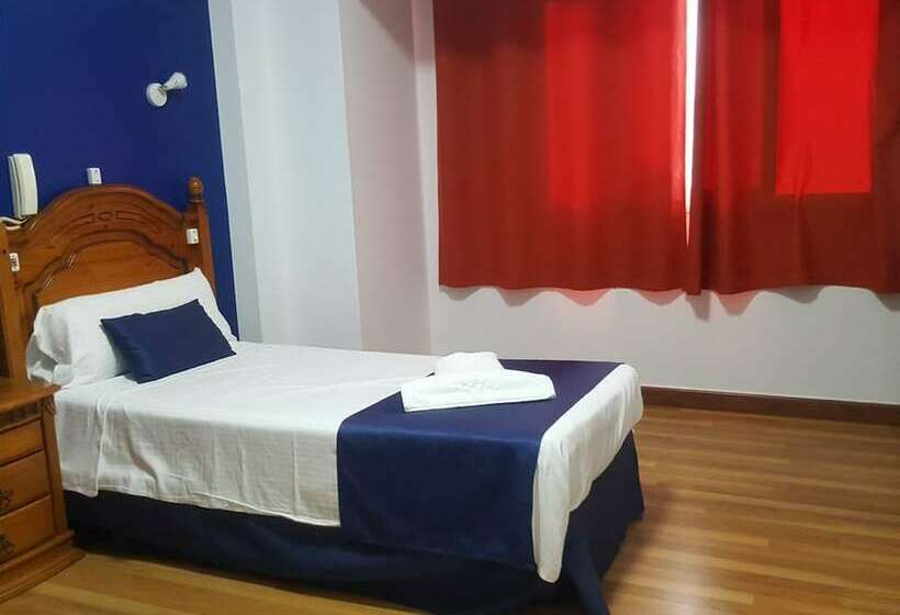 اتاق استاندارد یک تخته با سرویس بهداشتی مشترک, Hostal San Gines