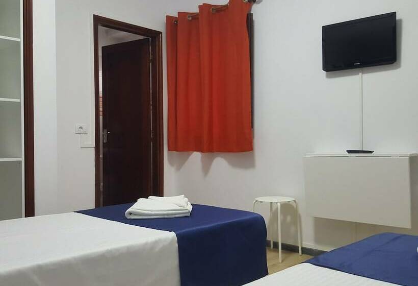 اتاق استاندارد, Hostal San Gines