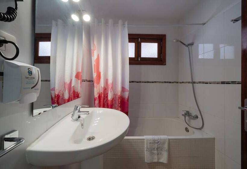 اتاق استاندارد, Hostal San Gines