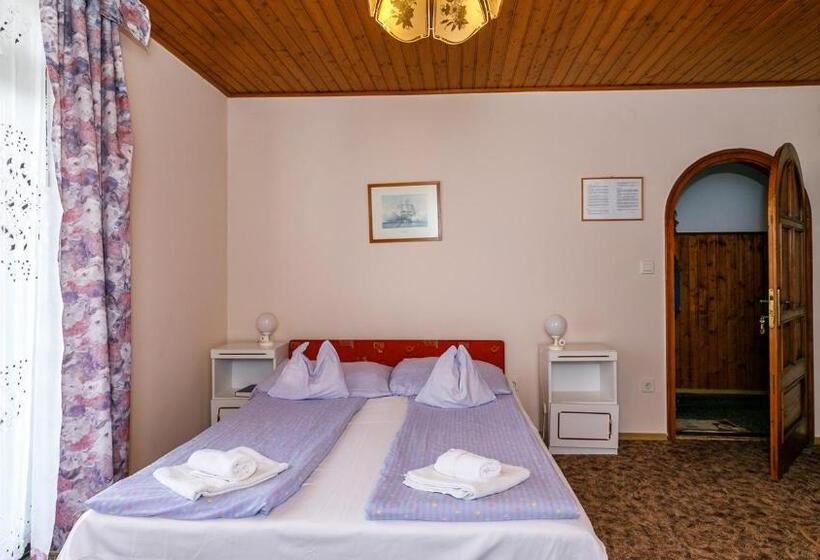 اتاق استاندارد با بالکن, Steinhaus Bed & Breakfast