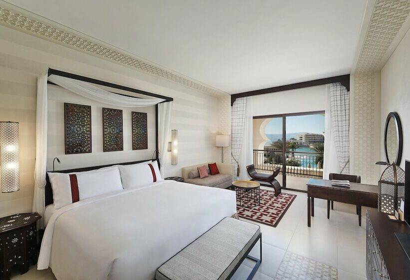 اتاق سوپریور با چشم‌انداز استخر, Al Manara, A Luxury Collection Hotel, Aqaba