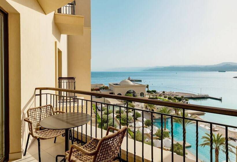 اتاق سوپریور با چشم‌انداز استخر, Al Manara, A Luxury Collection Hotel, Aqaba