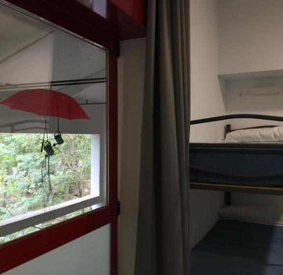 Bed in Shared Room with Shared Bathroom, Albergue De Villava