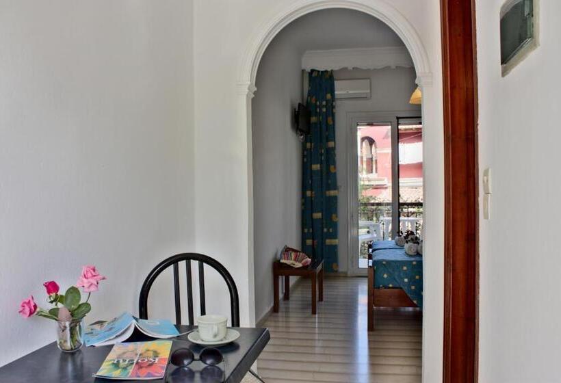استودیوی استاندارد, Dimitra Apartments G