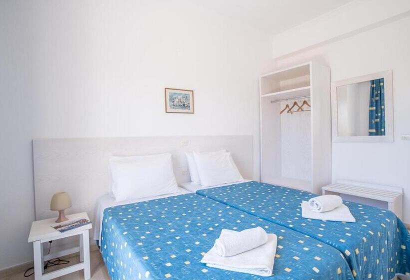 بانگلوی استاندارد 2 خوابه, Dimitra Apartments G