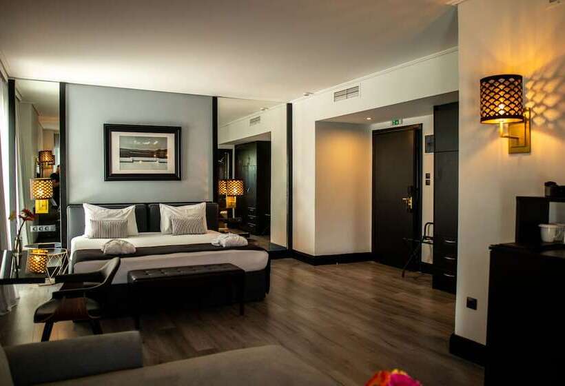 Junior Suite, Athenian Riviera & Suites