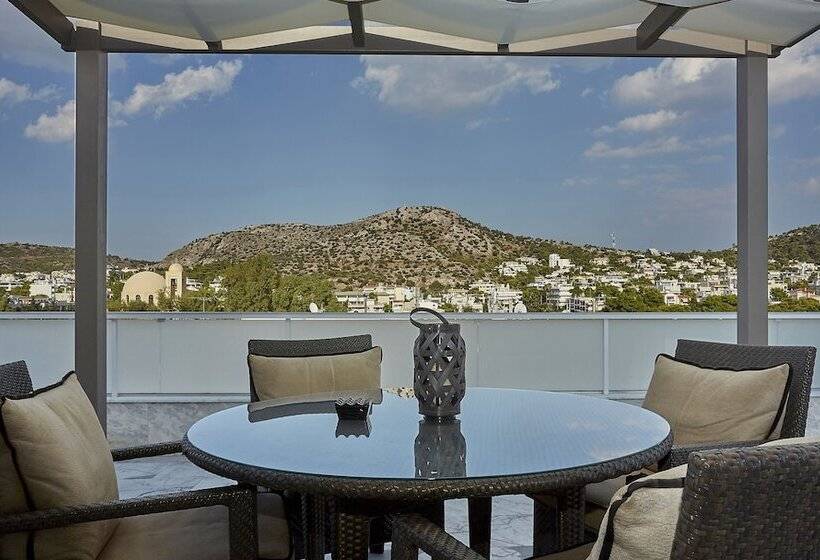 سوئیت اجرایی با چشم‌انداز دریا, Athenian Riviera Hotel& Suites