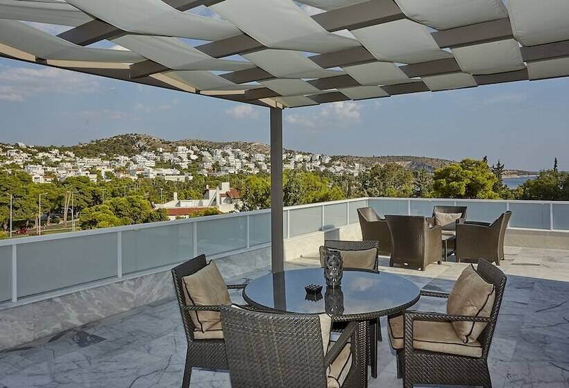 سوئیت اجرایی با چشم‌انداز دریا, Athenian Riviera Hotel& Suites