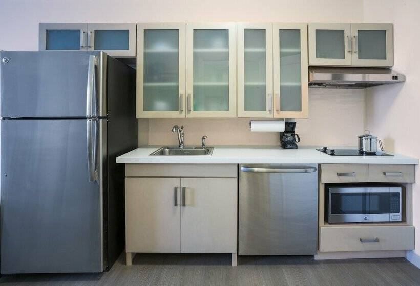 استودیوی استاندارد, Candlewood Suites Miami Intl Airport   36th St, An Ihg