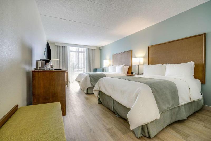اتاق استاندارد با تخت بزرگ, Dello Ft Lauderdale Airport, Tapestry Collection By Hilton