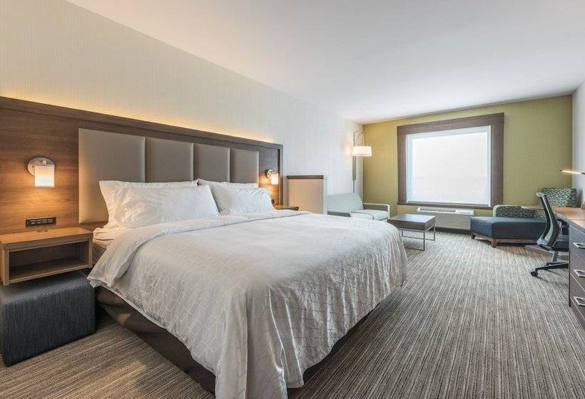 سوییت, Holiday Inn Express & Suites Moncton, An Ihg