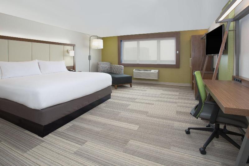 سوئیت با تخت بزرگ, Holiday Inn Express & Suites Hammond