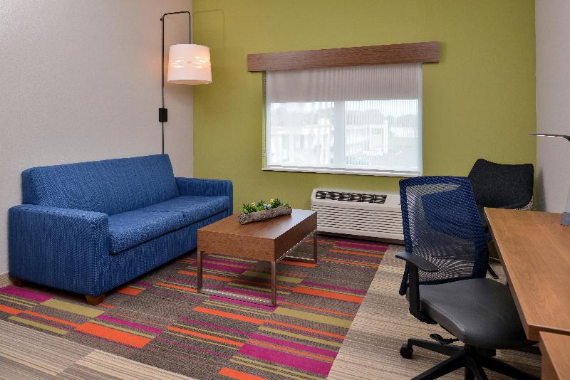 سوئیت با تخت بزرگ, Holiday Inn Express Melbourne West, An Ihg