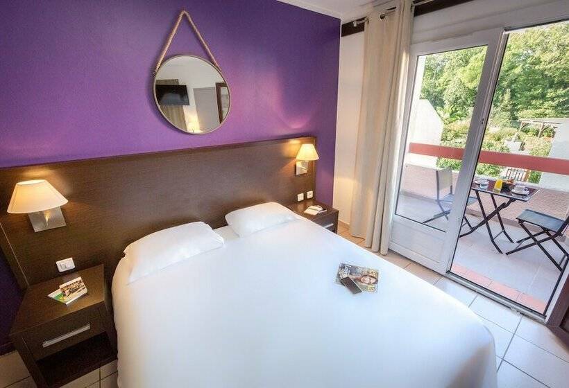 اتاق استاندارد, Les Pins Blancs En Provence