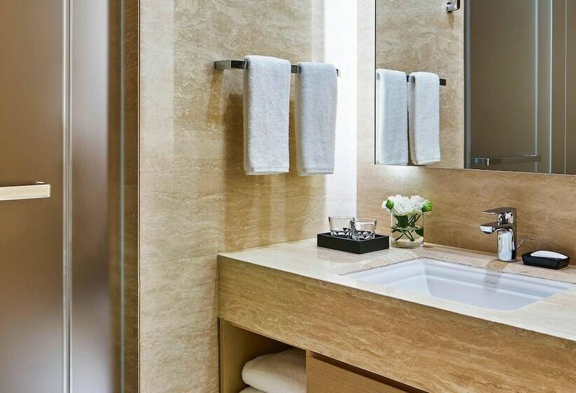 اتاق پریمیوم با بالکن, Marriott Jeju Shinhwa World