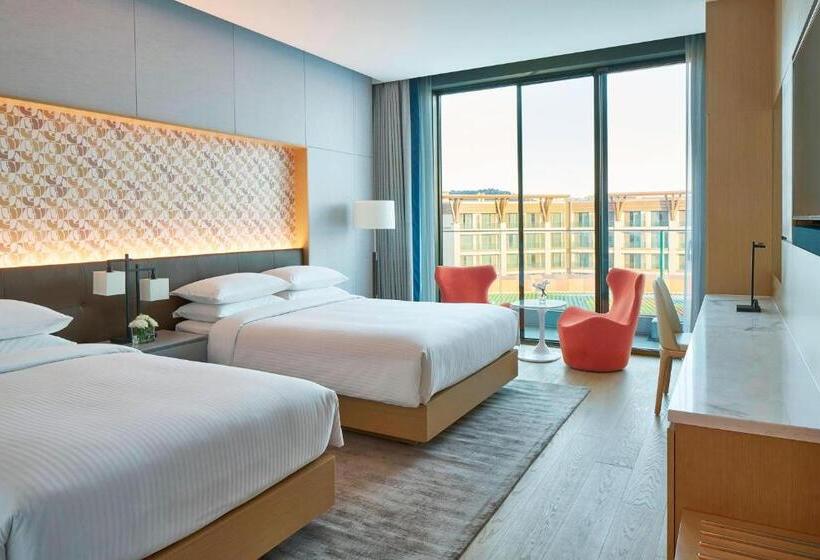 اتاق پریمیوم با بالکن, Marriott Jeju Shinhwa World