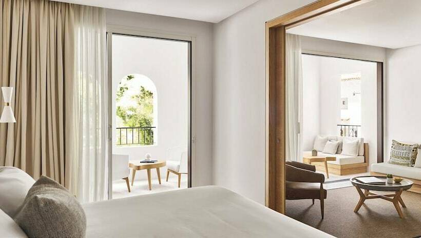 سوییت لوکس, Nobu Hotel Marbella