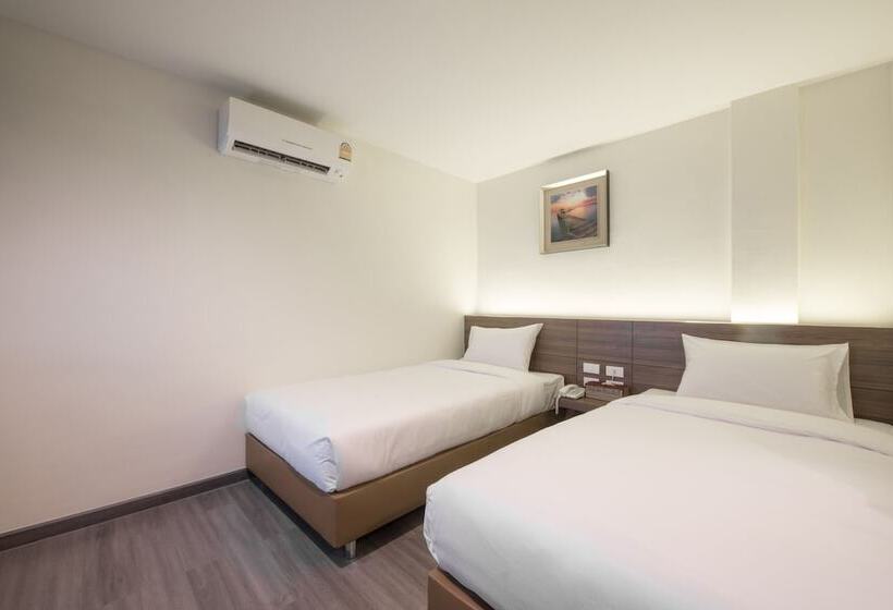 اتاق لوکس, Sovereign Group Hotel At Pratunam