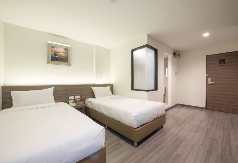 اتاق لوکس, Sovereign Group Hotel At Pratunam