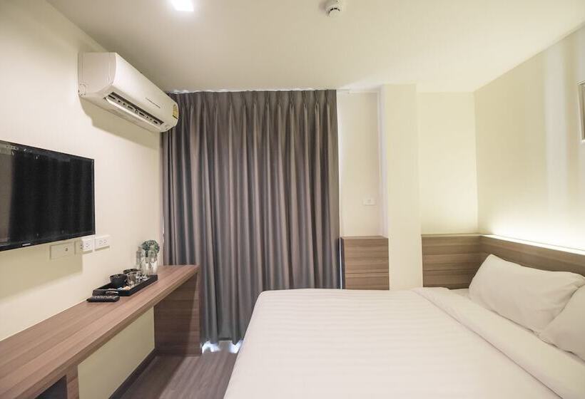 اتاق استاندارد با تخت دو نفره بزرگ, Sovereign Group Hotel At Pratunam
