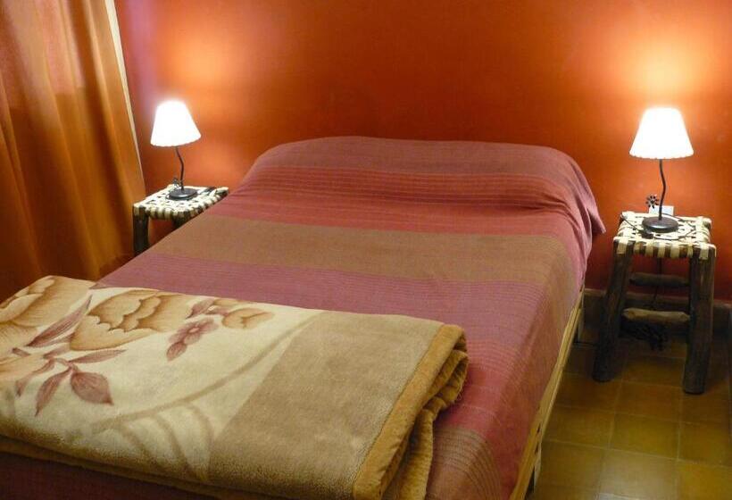 חדר סטנדרט חדר אמבטיה משותף, Hostal La Antigua