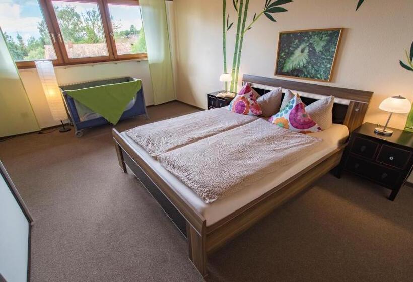 דירה משפחתית 2 חדרי שינה, Haus Rose