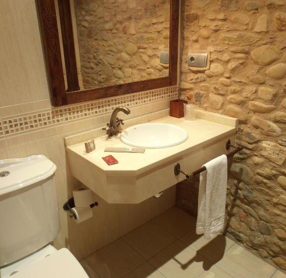 اتاق استاندارد یک نفره, Hostal Virgen De La Encina
