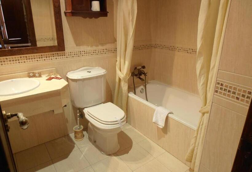 اتاق استاندارد, Hostal Virgen De La Encina