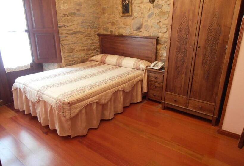 اتاق استاندارد با تخت بزرگ برای معلولان, Hostal Virgen De La Encina