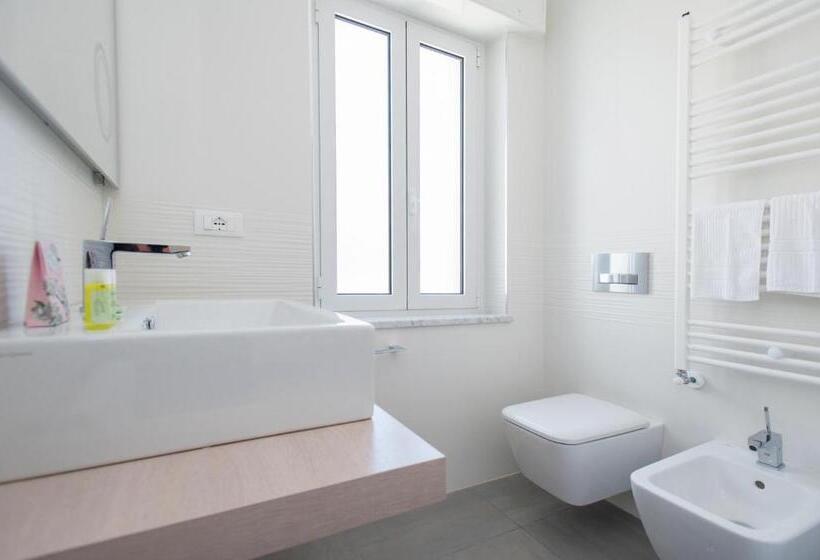 اتاق لوکس, B&b Ligure Rooms