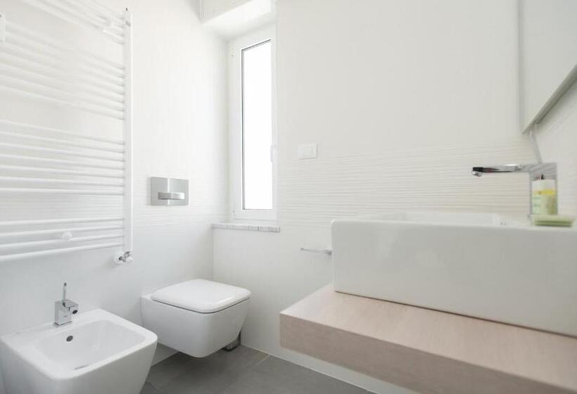 اتاق استاندارد با تخت بزرگ, B&b Ligure Rooms